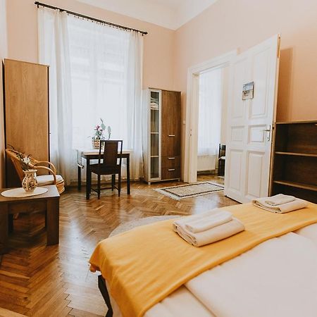 Budapest Folk Apartment 60Sm Spacious And Bright 外观 照片